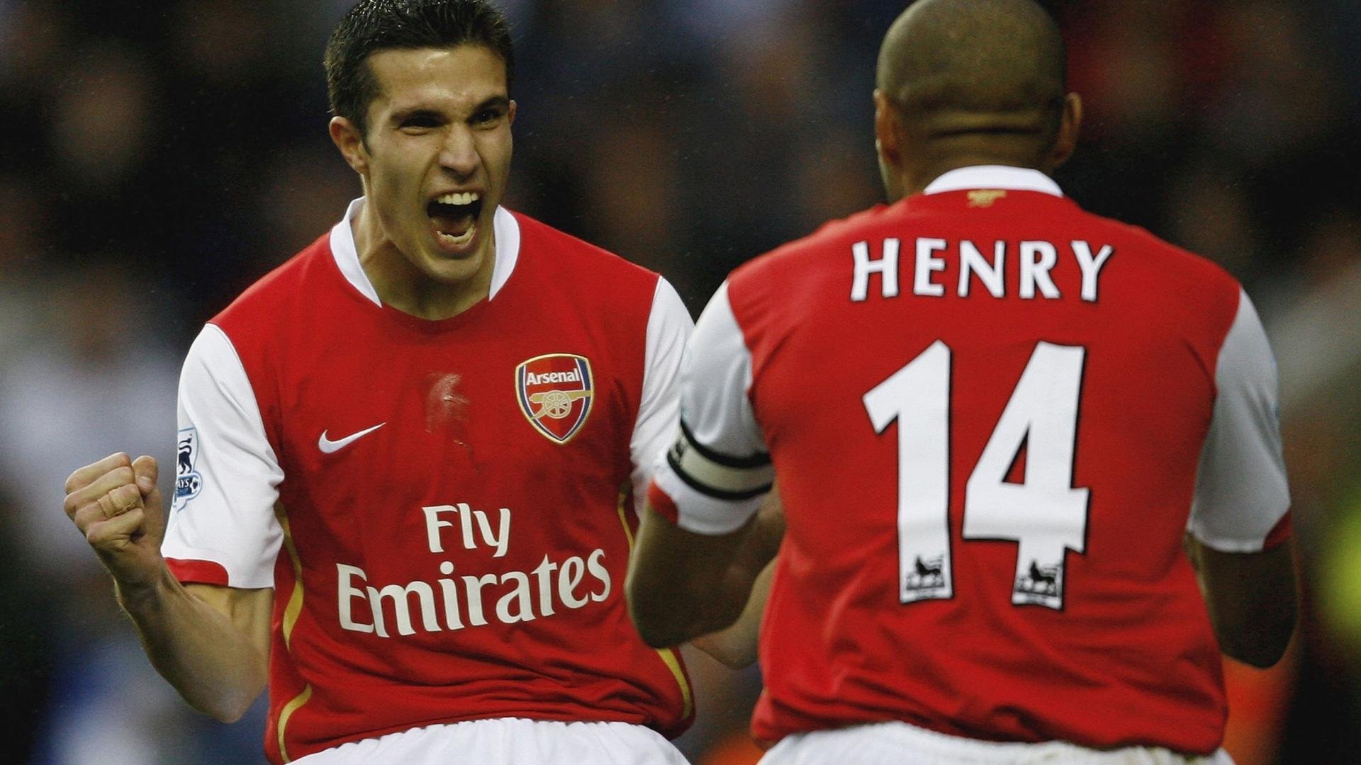 年轻球员表现出色,助共和国建立法甲统治,年轻球队